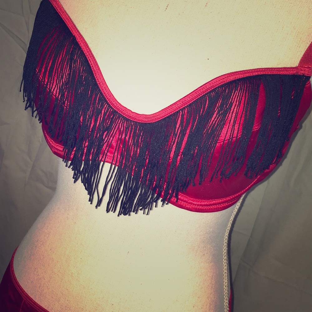 Vintage Fredericks of Hollywood red fringe bra set - Picture 3 of 8